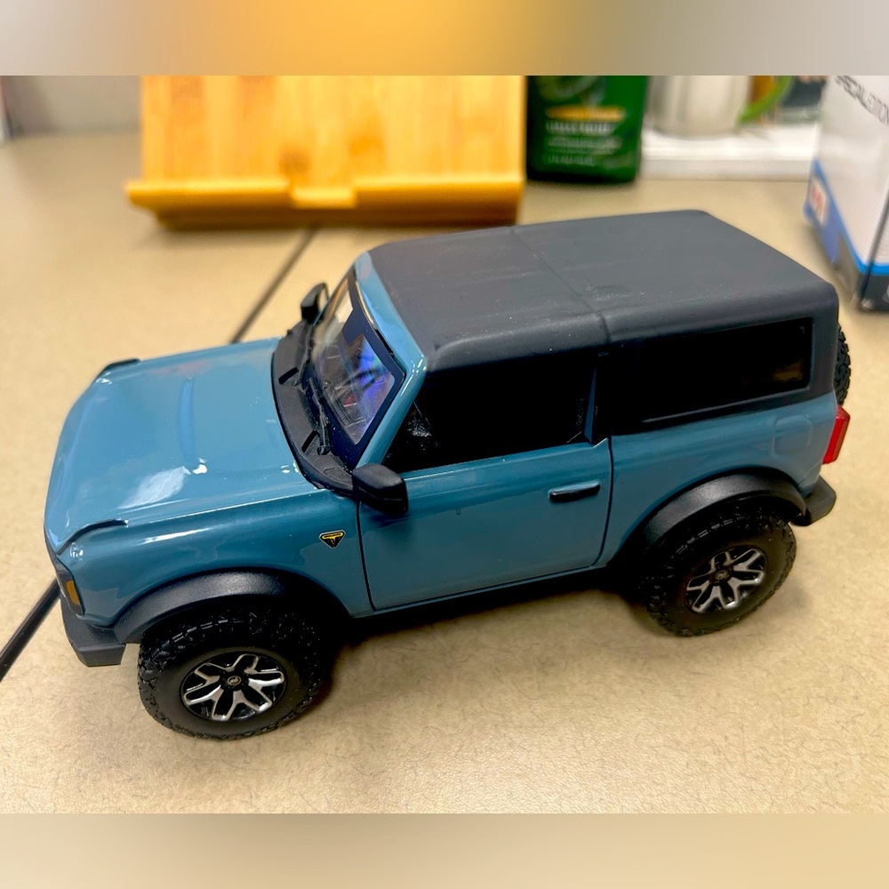 Maisto 1:24 Special Edition 2021 Ford Bronco Badlands 2 dr. Blue